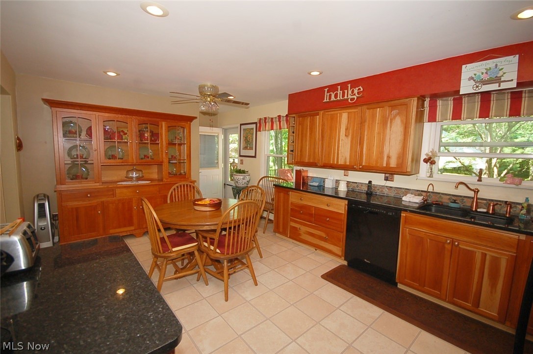 6361 Phillips Rice Road Cortland, OH 44410 - Photo 15 of 31 Gallery Image 15