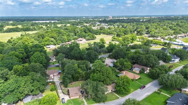 $230,000 | 3024 Choctaw Drive, Commerce, TX 75428