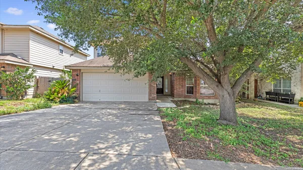 $1,825 | 9526 Anderson Way, Converse, TX 78109