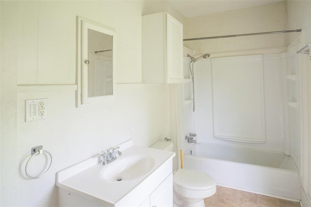 1017 Collier Street Denton, TX 76201 - Photo 11 of 13