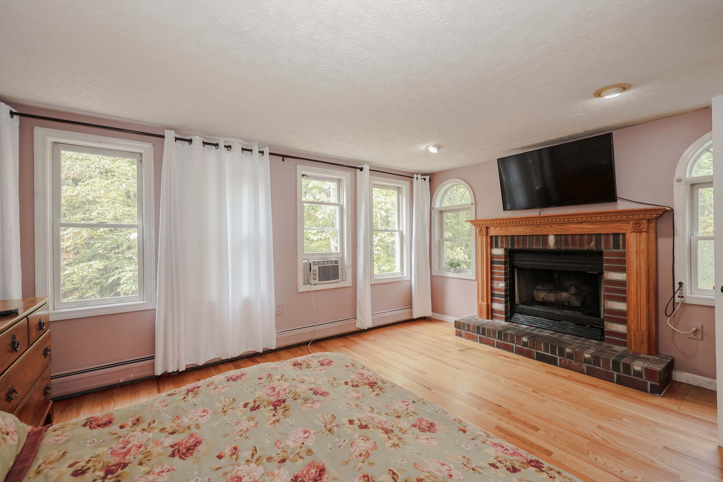 4 State Tree Circle Londonderry, NH 03053 - Photo 27 of 30