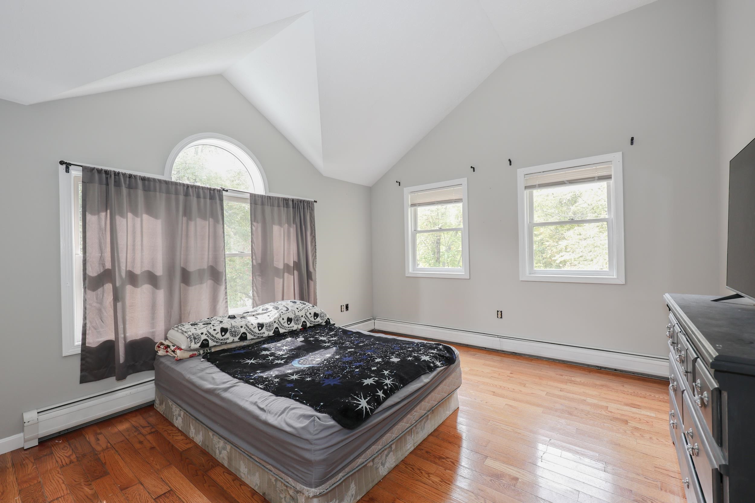 4 State Tree Circle Londonderry, NH 03053 - Photo 7 of 30