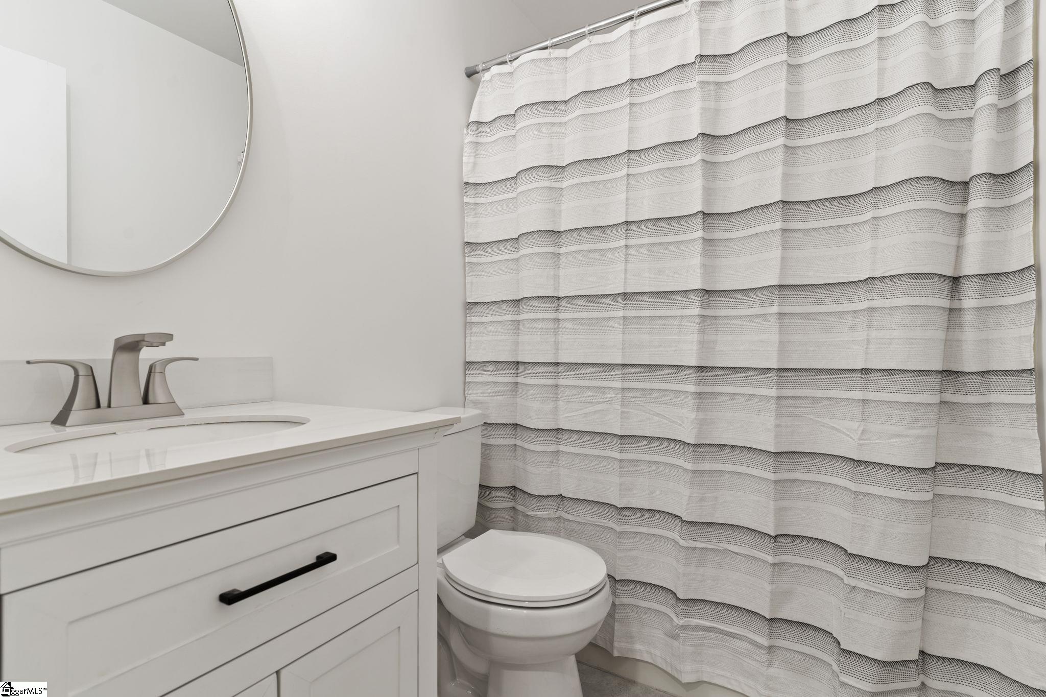 14 Kingsbury Road Greenville, SC 29617 - Photo 19 of 35 Gallery Image 19