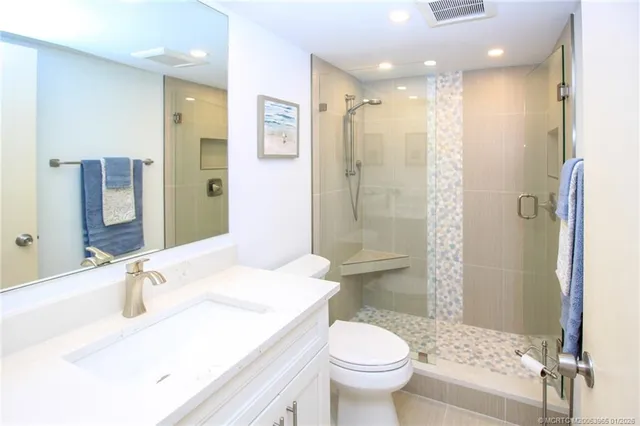 $440,000 | 4490 Northeast Sandpebble Trace, Unit 304, Stuart, FL 34996