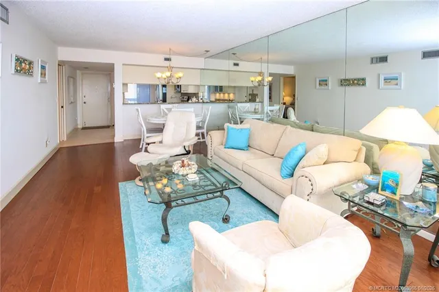 $440,000 | 4490 Northeast Sandpebble Trace, Unit 304, Stuart, FL 34996