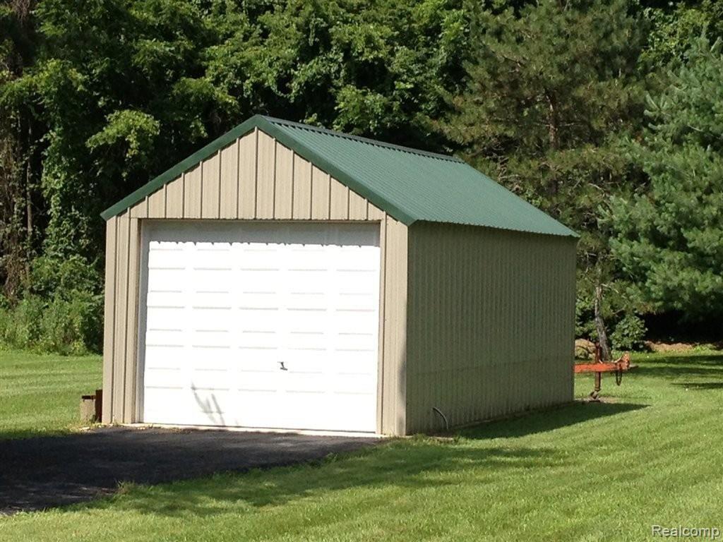 6800 Sheldon Road Belleville, MI 48111 - Photo 9 of 23 Sheldon Shed 2.JPG