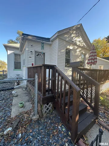 $70,000 | 1300 South Greenlawn Avenue, Peoria, IL 61605