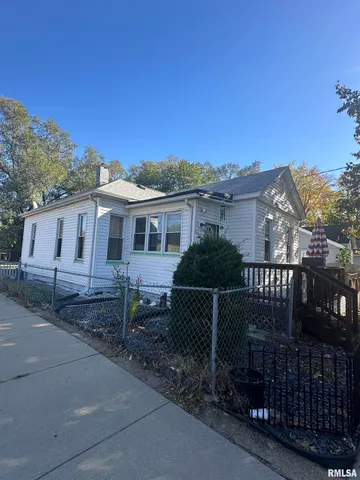$55,000 | 1300 South Greenlawn Avenue, Peoria, IL 61605