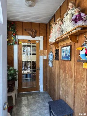 $55,000 | 1300 South Greenlawn Avenue, Peoria, IL 61605