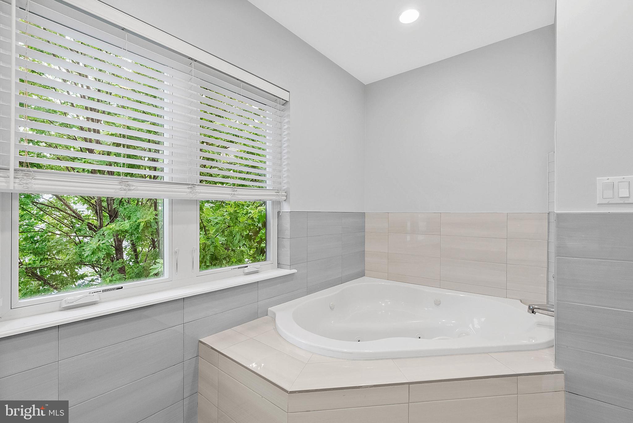 1510 Manton Street Philadelphia, PA 19146 - Photo 34 of 39 Gallery Image 34