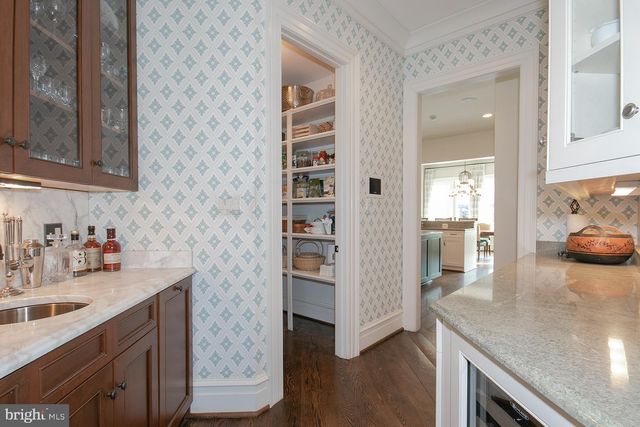 $5,000,000 | 203 Carrwood Road, Great Falls, VA 22066