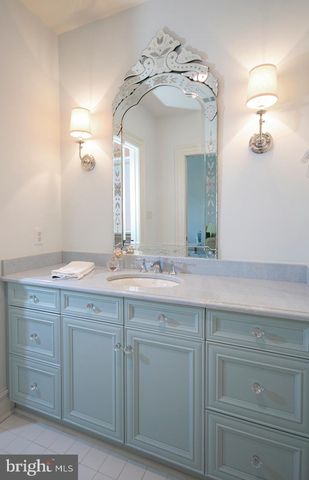 $5,000,000 | 203 Carrwood Road, Great Falls, VA 22066