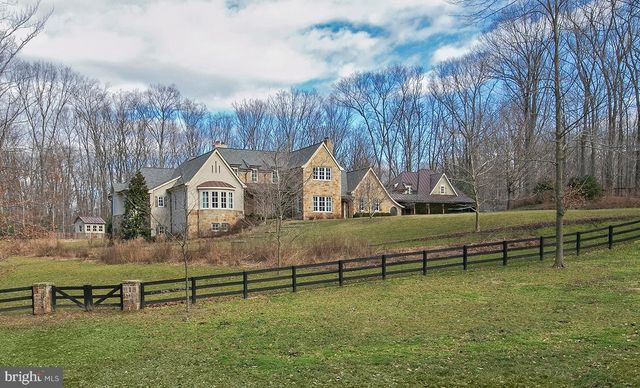 $5,000,000 | 203 Carrwood Road, Great Falls, VA 22066