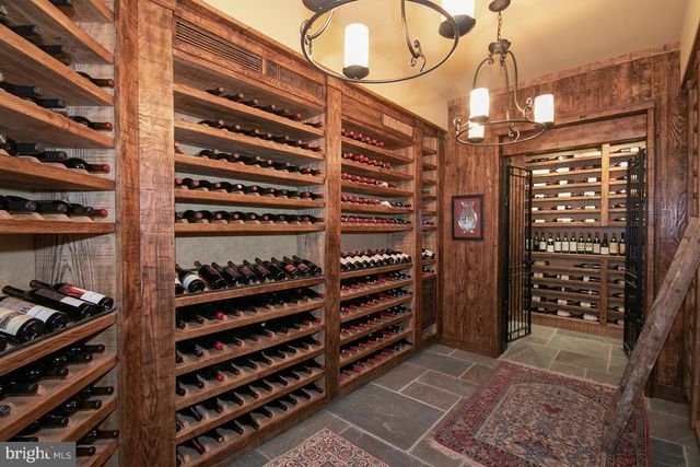 $5,000,000 | 203 Carrwood Road, Great Falls, VA 22066