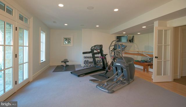 $5,000,000 | 203 Carrwood Road, Great Falls, VA 22066