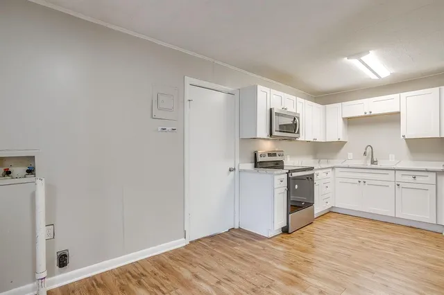 $212,500 | 5032 Hartford Drive, River Oaks, TX 76114