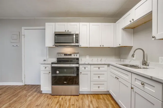 $212,500 | 5032 Hartford Drive, River Oaks, TX 76114