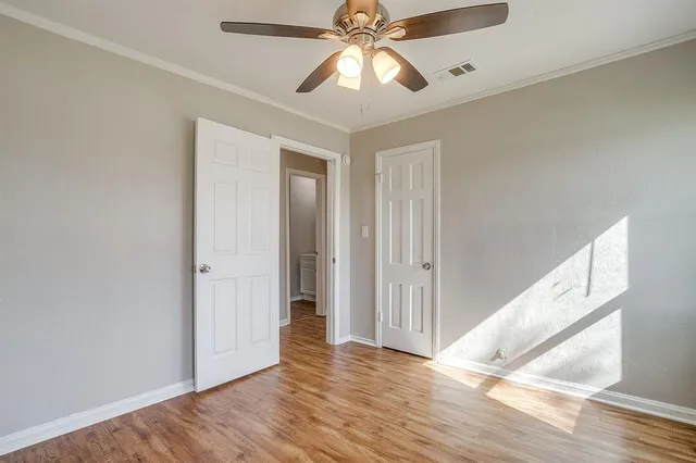 $212,500 | 5032 Hartford Drive, River Oaks, TX 76114