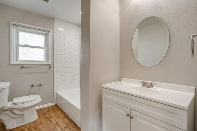 $212,500 | 5032 Hartford Drive, River Oaks, TX 76114