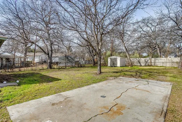 $212,500 | 5032 Hartford Drive, River Oaks, TX 76114