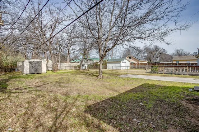 $212,500 | 5032 Hartford Drive, River Oaks, TX 76114