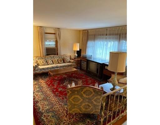 2 Blueview Circle Boston, MA 02132 - Photo 4 of 15 Gallery Image 4