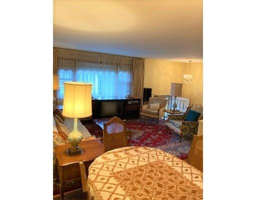 2 Blueview Circle Boston, MA 02132 - Photo 6 of 15 Gallery Image 6