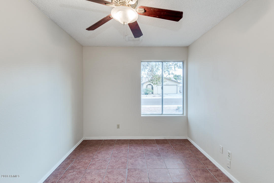 6426 West Hatcher Road Glendale, AZ 85302 - Photo 14 of 18 photo_14