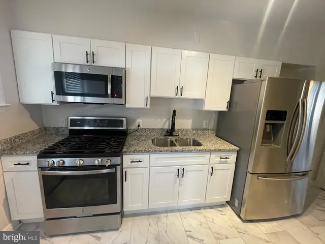 $2,000 | 3909 Rosecrest Avenue, Baltimore, MD 21215