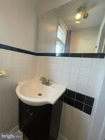 $2,000 | 3909 Rosecrest Avenue, Baltimore, MD 21215