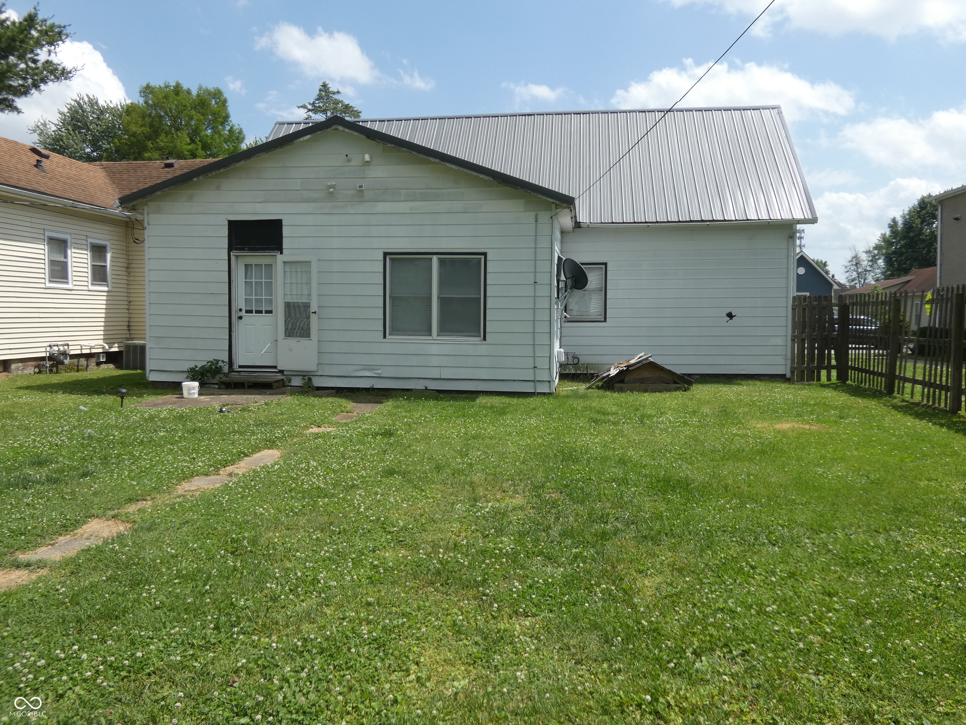 528 West 5th Street Seymour, IN 47274 - Photo 6 of 22