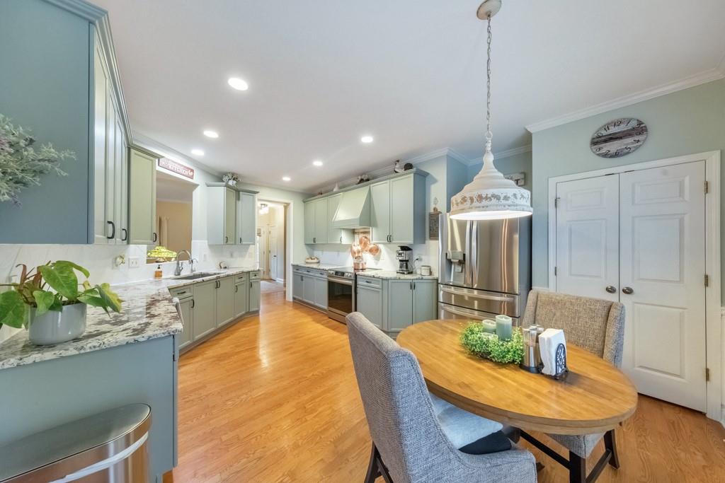 205 Sweetbriar Lane Canton, GA 30115 - Photo 11 of 46