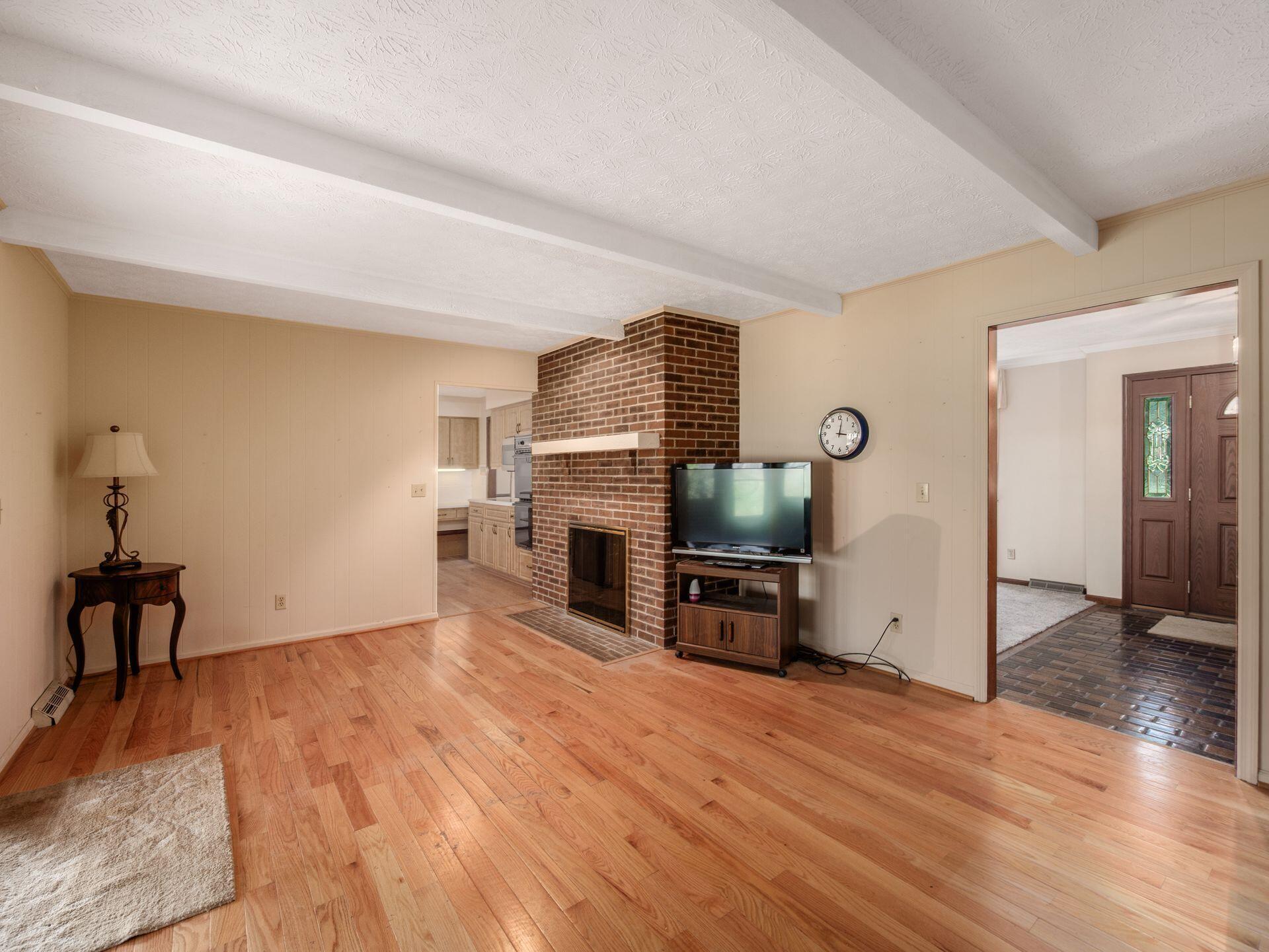 2434 Carriage Road Powell, OH 43065 - Photo 28 of 62