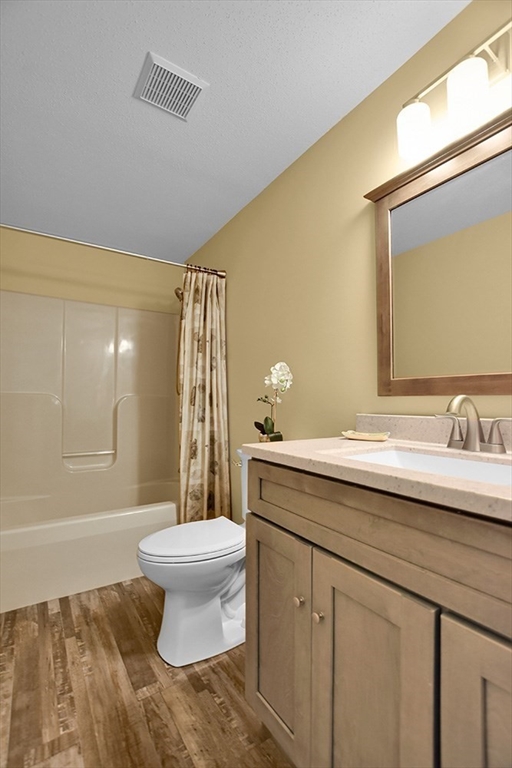 53 Lancaster Road, Unit 5 Clinton, MA 01510 - Photo 14 of 26