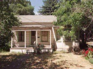 586 Harrison Street Sebastopol, CA 95472 - Photo 1 of 1 Gallery Image 1