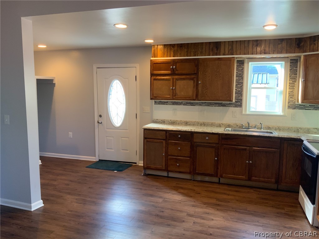 516 South Providence Road Chesterfield, VA 23236 - Photo 24 of 44 Kitchen with access to rear yard & deck.