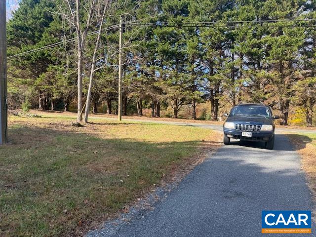 2375 Earlysville Road Earlysville, VA 22936 - Photo 8 of 36 Gravel driveway