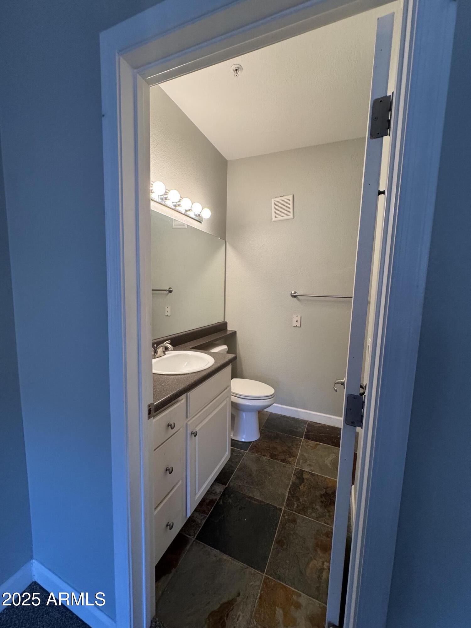 4455 East Paradise Village Parkway South, Unit 1106 Phoenix, AZ 85032 - Photo 14 of 24 IMG_4572