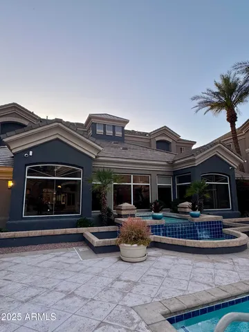 $1,850 | 4455 East Paradise Village Parkway South, Unit 1106, Phoenix, AZ 85032