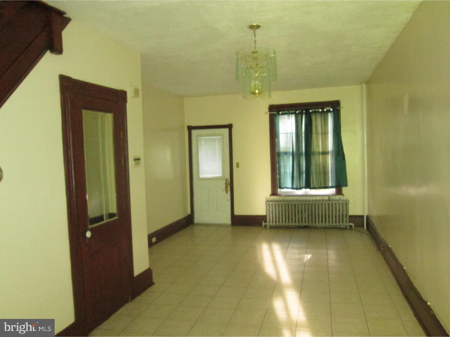 640 Locust Street Reading, PA 19604 - Photo 3 of 19 Gallery Image 3