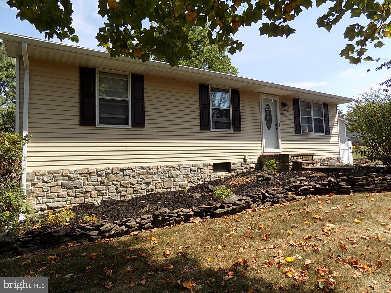3425 Fox Ridge Court Dover, PA 17315 - Photo 4 of 40 Front