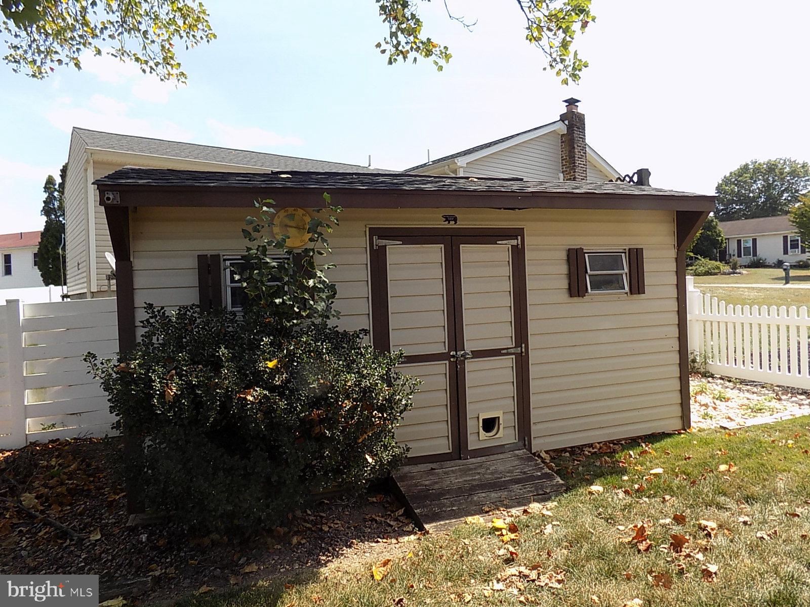 3425 Fox Ridge Court Dover, PA 17315 - Photo 9 of 40 Shed