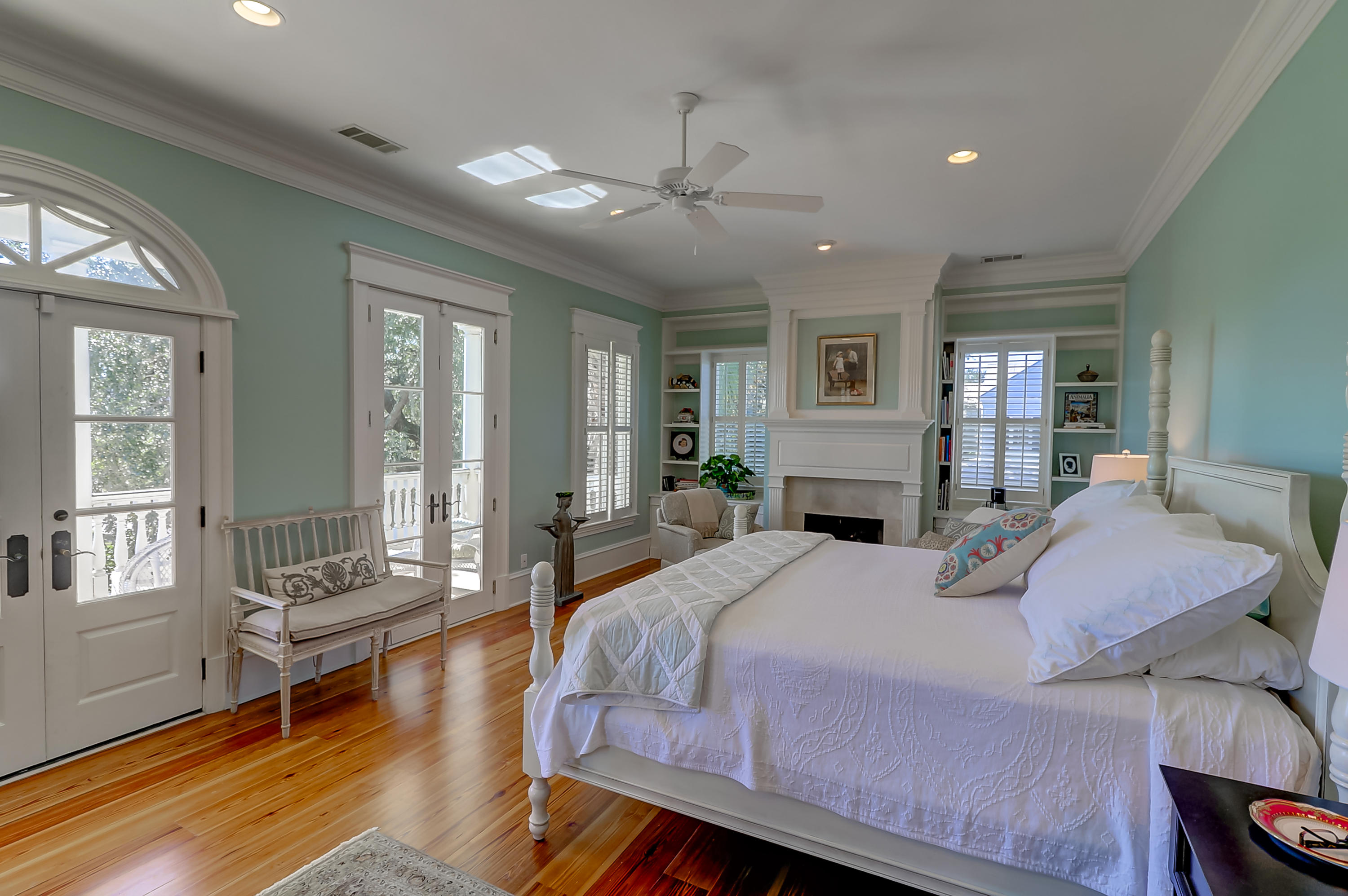 159 East Shipyard Road Mount Pleasant, SC 29464 - Photo 33 of 81 159 E Shipyard (52)