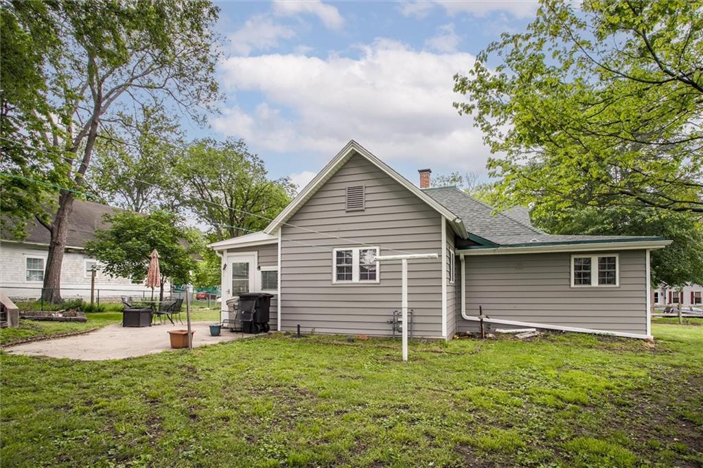 207 Phelps Street Windsor, MO 65360 - Photo 6 of 23