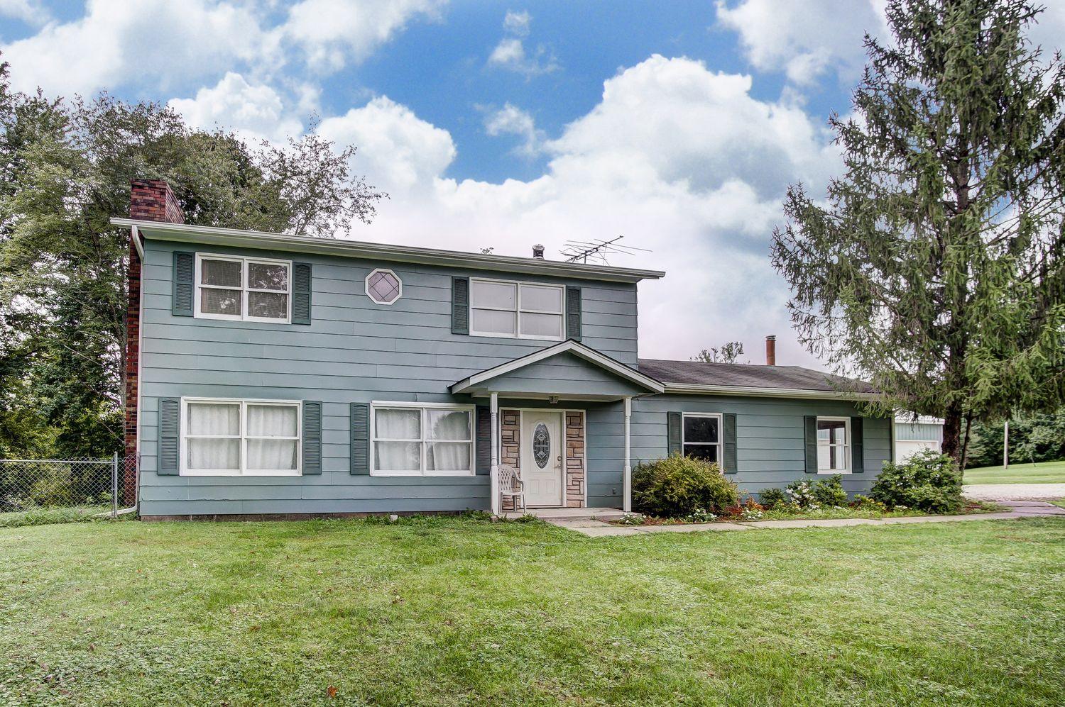 4310 Lancaster Road Granville, OH 43023 - Photo 3 of 34