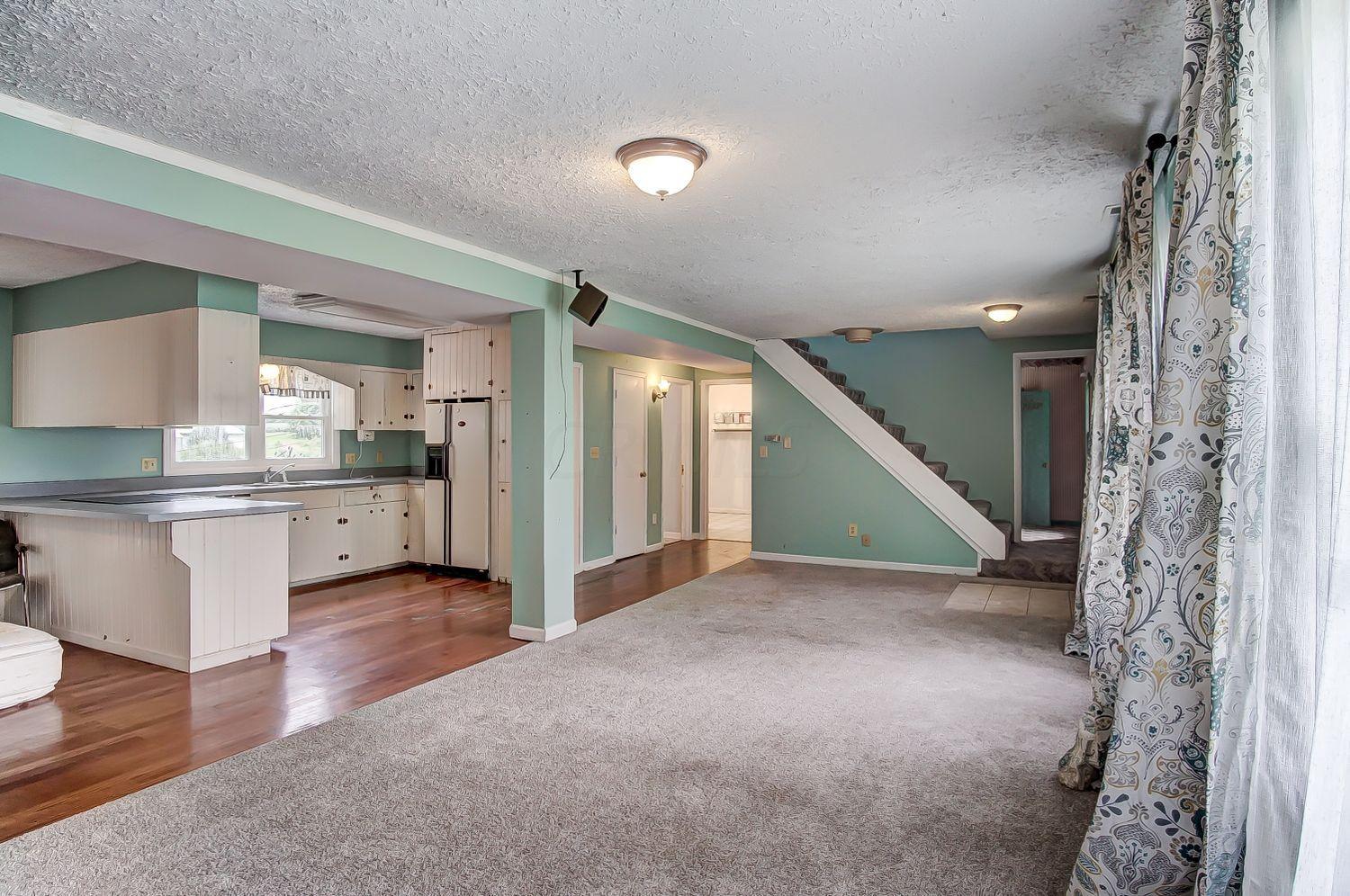 4310 Lancaster Road Granville, OH 43023 - Photo 9 of 34