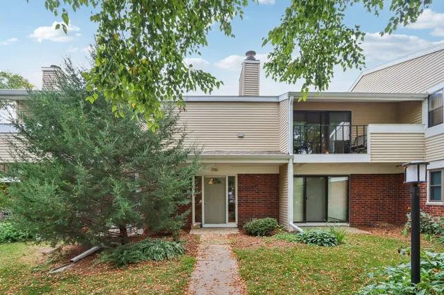 $265,000 | 5506 Century, Unit 1, Middleton, WI 53562