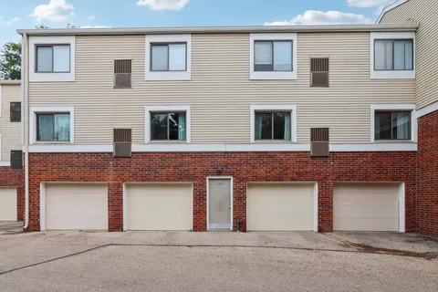 $265,000 | 5506 Century, Unit 1, Middleton, WI 53562