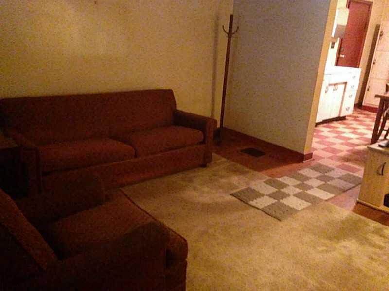 438 Evergreen Road Leechburg, PA 15656 - Photo 12 of 21 Living Room.