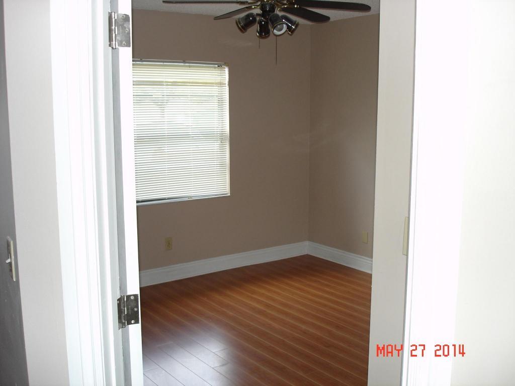 6014 Indrio Road, Unit F2 Fort Pierce, FL 34946 - Photo 6 of 12 bed